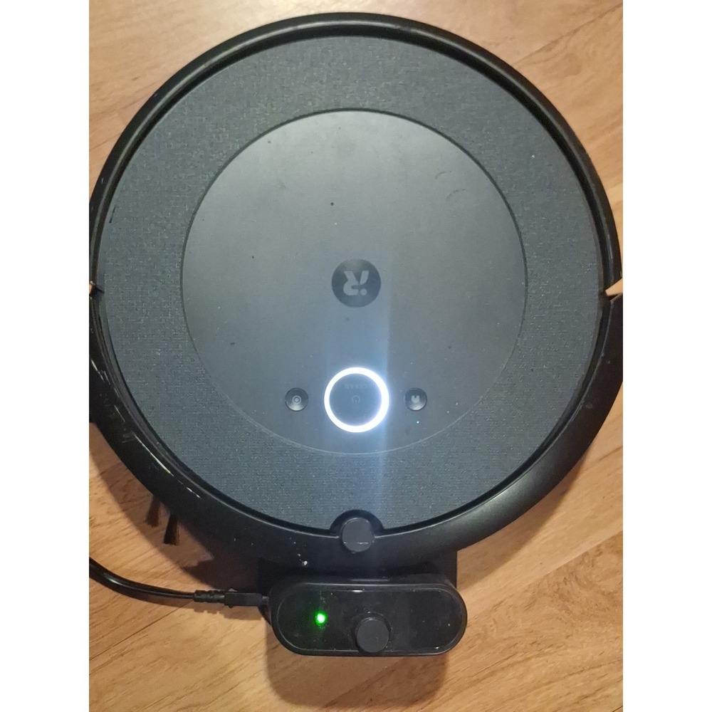 iRobot Roomba i3 Robot Vacuum Cleaner Bluetooth Smart Home Charcoal Black